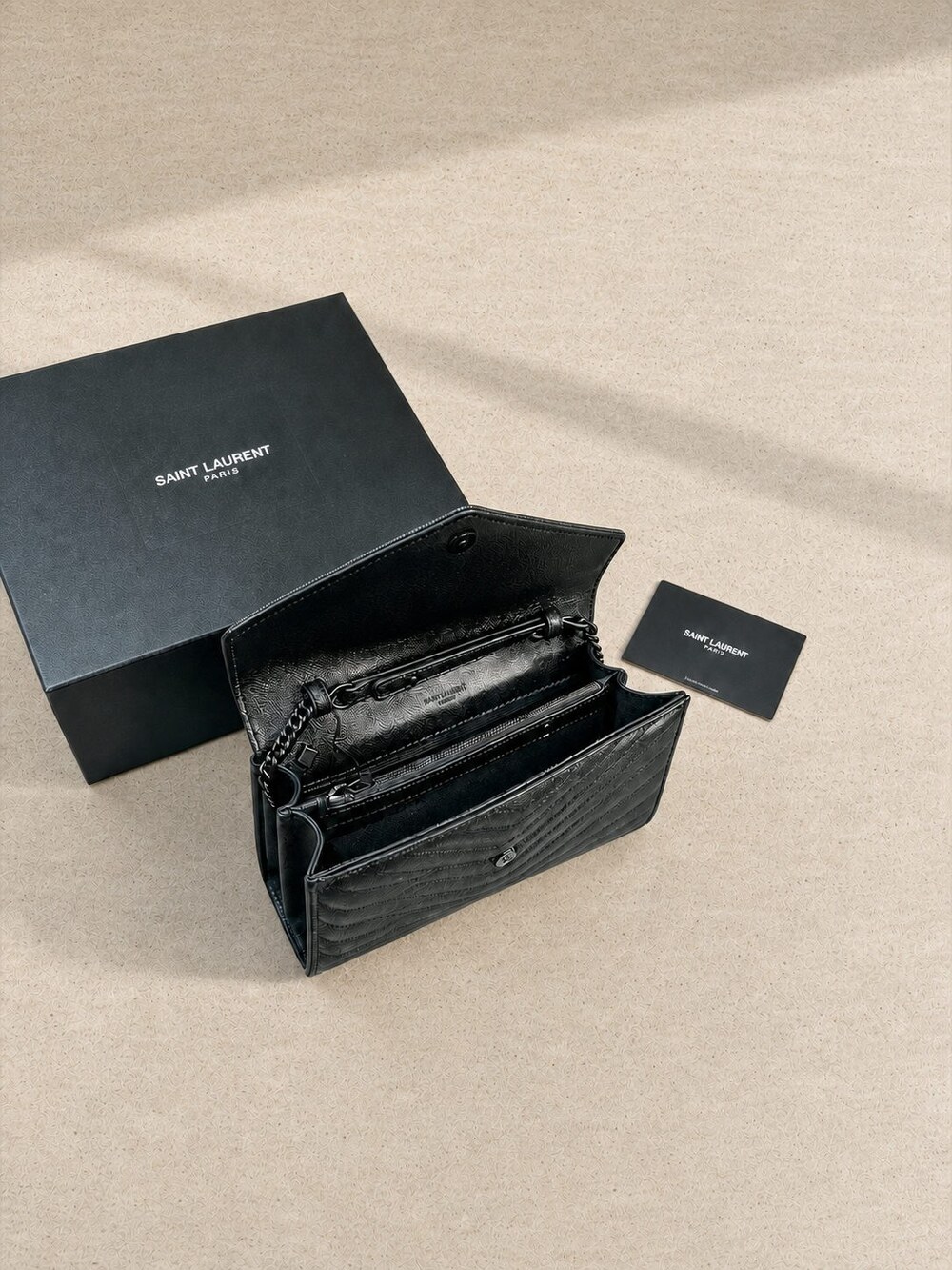 Yves Saint Laurent Envelope Black Quilted Leather Chain Wallet - Picture 4 of 5